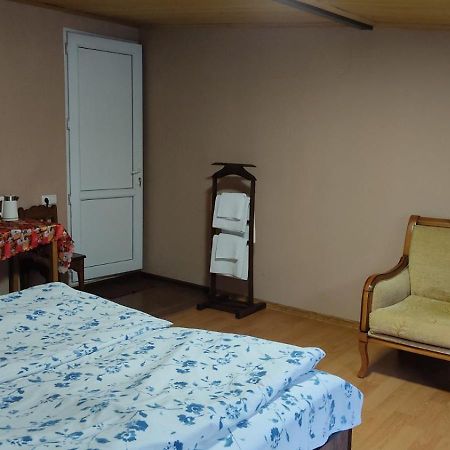Guesthouse Mabu - 4 Newly Built Rooms In The Heart Of Mestia Esterno foto