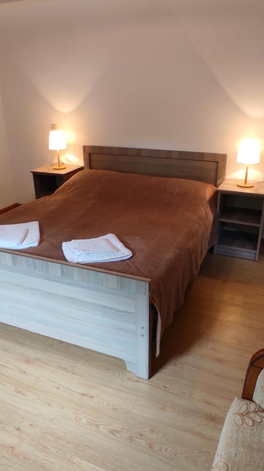 Guesthouse Mabu - 4 Newly Built Rooms In The Heart Of Mestia Esterno foto